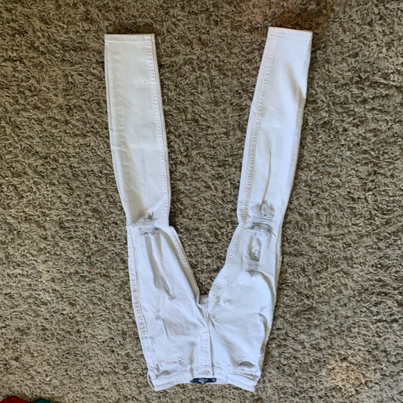 00S Hollister white jeans! - Picture 4 of 4